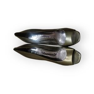 BCBG Green Peep Toe Heels